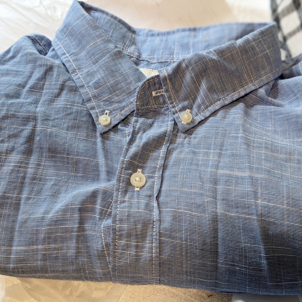 American Eagle Men's Button-Up- size XLT- NWT